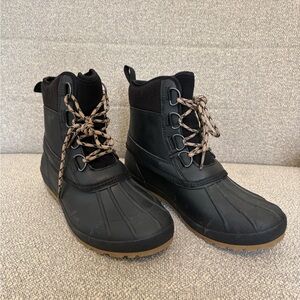 Universal Thread Black Winter & Rain Boots